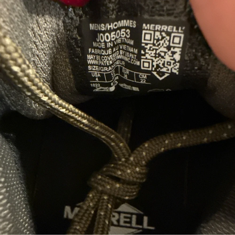 Merrell work men